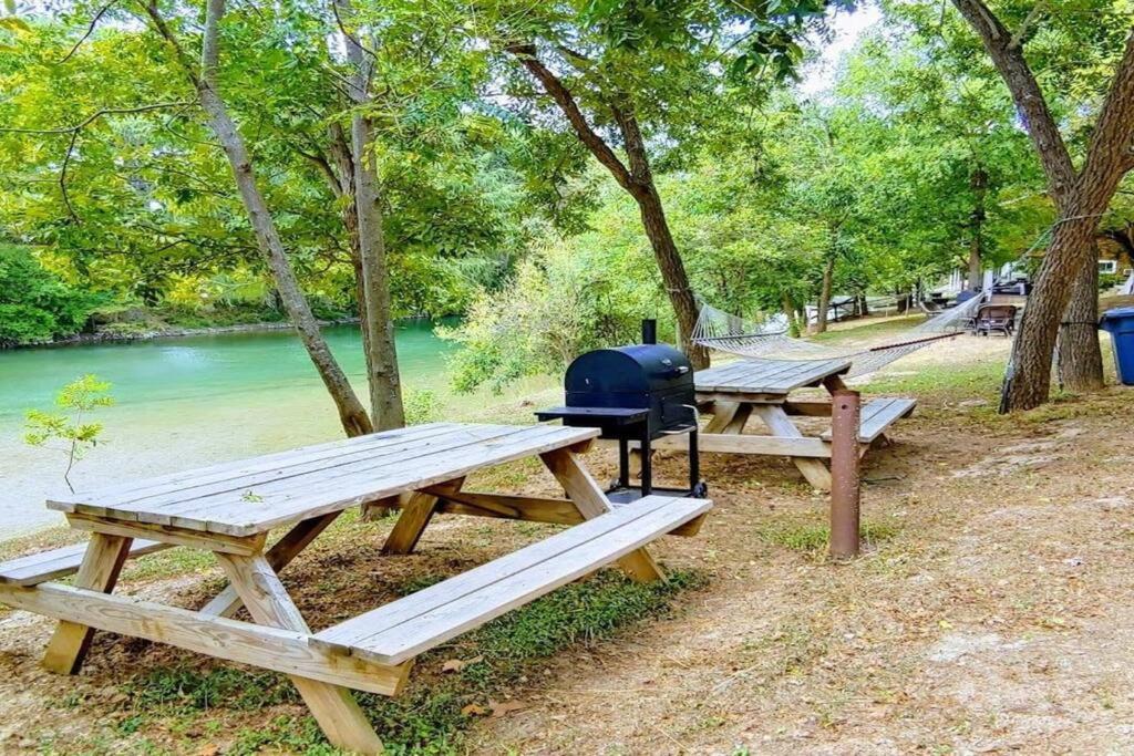 Treehouse 2 - Cardinal Casita Villa New Braunfels Exterior photo